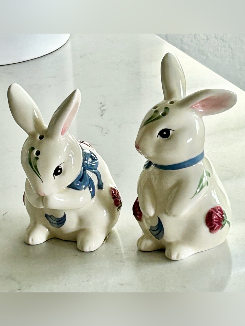 Lenox Poppies On Blue Barnyard Collection Salt & Pepper Shakers
